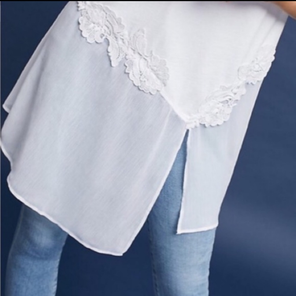 ✨5/$25✨ Anthropologie embroidered flowy tunic top - Picture 3 of 11